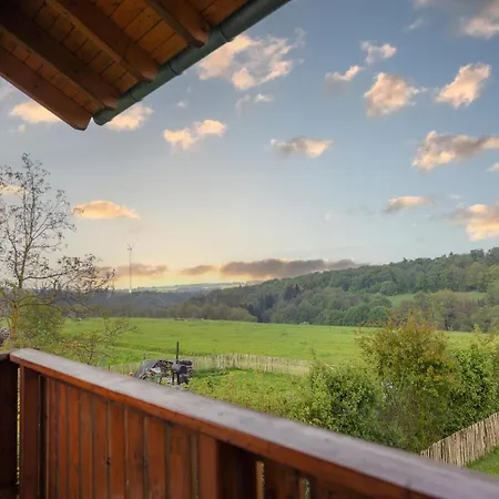 アパート Panoramablick Mörz