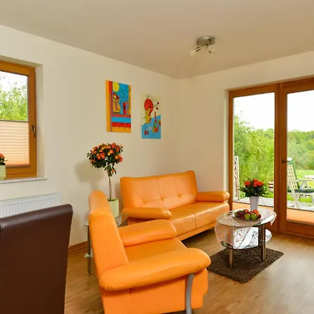 アパート Panoramablick Mörz